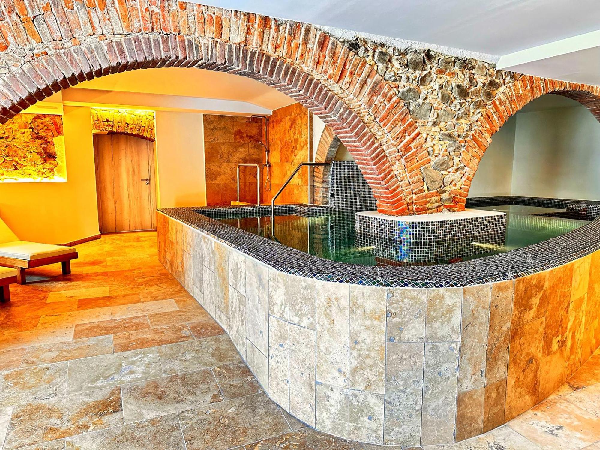 Boutique Hotel Comtal Empuries Rosas Exterior foto